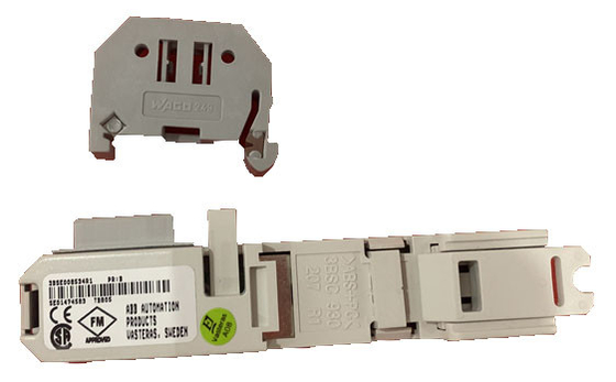 ABB TB805 3BSE008534R1 โมดูลบัส Outlet โมดูลบัส โดดตเตอร์สายขยาย D-Sub 25