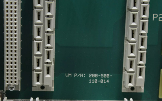 ABE040 204-040-100-012 ระบบ Rack 19 &quot; Rack ความสูง 6U