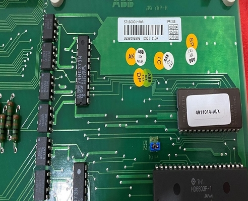 ABB DSDI 110A 57160001-AAA บอร์ดข้อมูลดิจิทัลใหม่ในคลัง