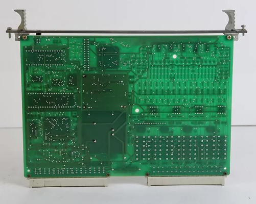 ABB 83SR07B-E GJR2392700R1210 โมดูล PLC บอร์ดเชื่อมรถบัสในคลัง