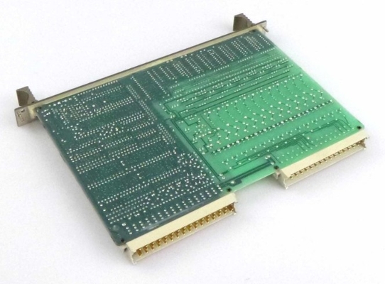 ABB 87WF01G-E GJR2372600R1515 เครื่องควบคุมอุตสาหกรรม โมดูลการควบคุมระดับสูง