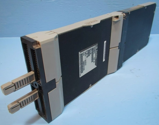 Foxboro P0400YE FBM04 0-20 MA หน่วยอินเตอร์เฟซประกอบด้วย 4 ช่องทางเข้า Dc และ 4 ช่องทางออก