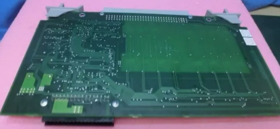 YOKOGAWA ADM51-2S4 Output PCB Board เชื่อมต่อองค์ประกอบอิเล็กทรอนิกส์