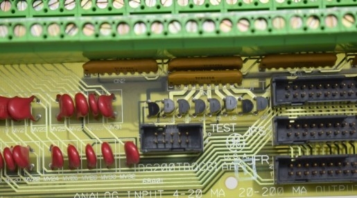 DS200TBQCG1A GE RST อิเล็กทริก อานาล็อกอินपुट มิลลิแอมเปอร์ I/O Termination Module
