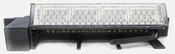 IC697MDL750 โมดูลออกแบบแยกของ GE 24/48 วอลต์ DC 0.5 แอมเปอร์ โมดูลออกแบบ 32 จุด