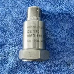 CE110 110-100-CT-VO เซ็นเซอร์เร่งสั่น