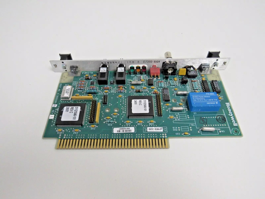 Honeywell 51305508-200 PLCs / การควบคุมเครื่อง XLCNE2 MM CE CERT MEDIUM DIST1 BOARD