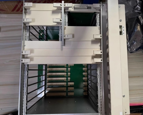 RF533 3BSE014227R1 BB510 3BSE001693R2 ABB Subrack 12SU รวมพื้นหลัง
