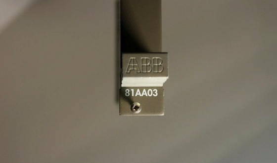 81AA03A-E GJR2394100R1210 ABB Output Module Analog IO Module หน่วยการออกแบบ