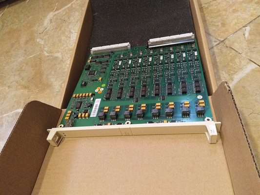 DSAO110 ABB AC S100 เอาต์พุตแบบอะนาล็อก 4 ช่อง PLC อะไหล่ 57120001-AT