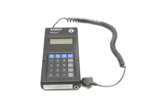 IC660HHM501 GE Fanuc GE จอภาพแบบใช้มือถือ Hand Operator General Electric