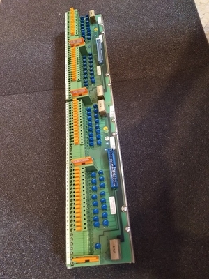 DSTD150A ชุดเชื่อมต่อ ABB Digital Input Board PLC อะไหล่ 57160001-UH