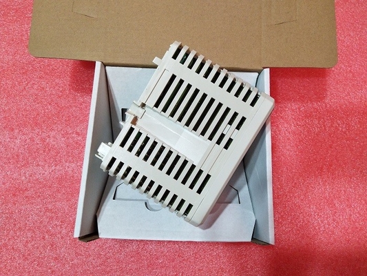 AO895 ABB PLC โมดูลเอาต์พุตแบบอะนาล็อก 8 Ch S800 I/O 3BSC690087R1