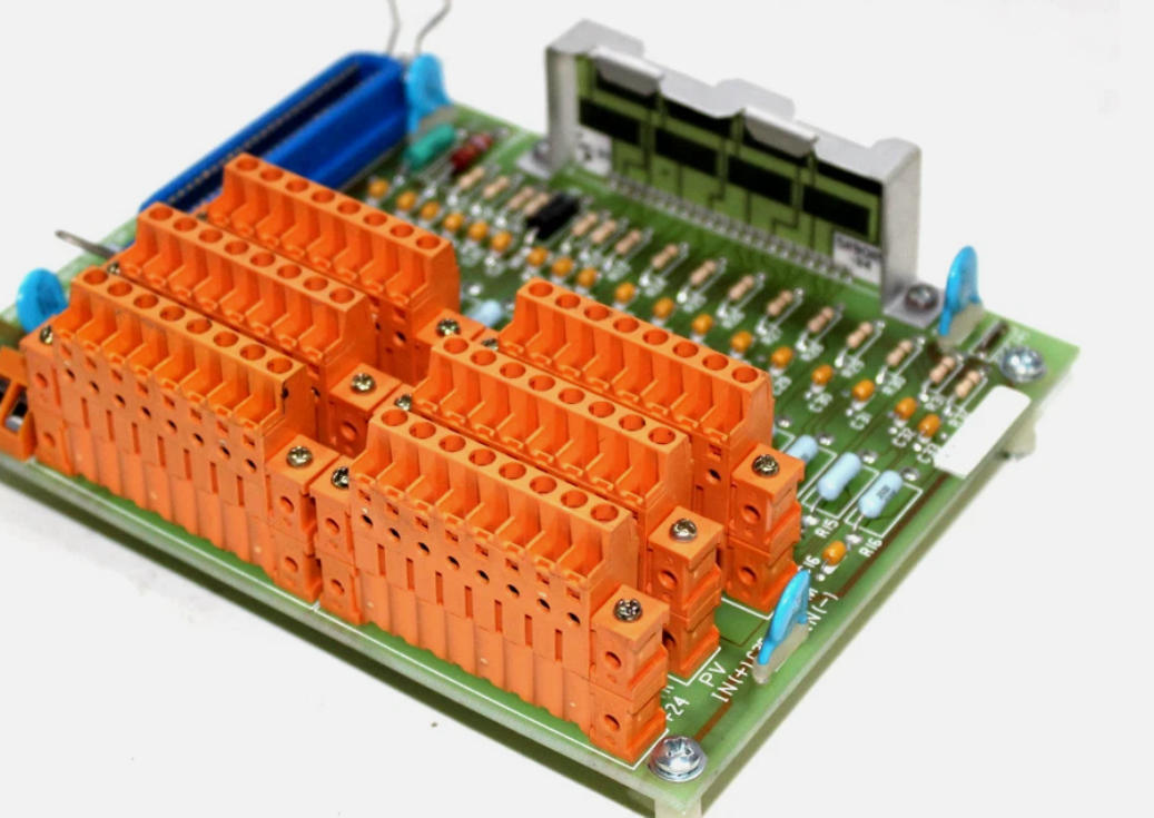 Honeywell MC-TAIH02 โมดูล STI ความถี่แบบแอนาล็อกระดับสูงที่มี 16 ความถี่แบบแอนาล็อกสําหรับสัญญาณปัจจุบัน 4-20mA